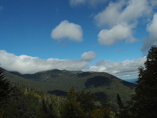 Tannenbedeckte Berge der White Mountains, New Hampshire