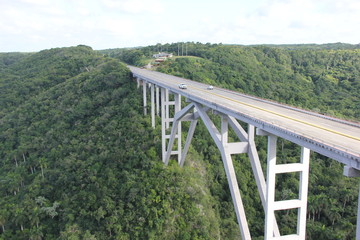 Fototapeta na wymiar The Bridge of Bacunayagua, Matansas, Cuba, 2105