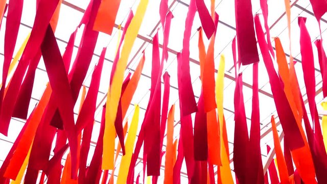 4K collor ribbon be windy