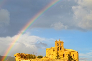 Arco iris encima de Luesia 