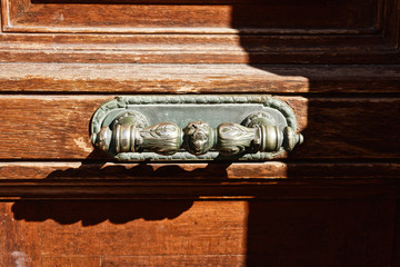 Türgriff mit Löwenkopf