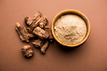 Hemidesmus indicus also known as Ananthamoola or Naruneendi or Nannari in dried steam and powder form. It's a useful Ayurvedic medicine from India