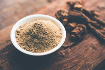 Hemidesmus indicus also known as Ananthamoola or Naruneendi or Nannari in dried steam and powder form. It's a useful Ayurvedic medicine from India