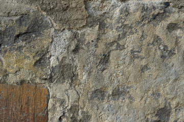 Antique natural stonewall