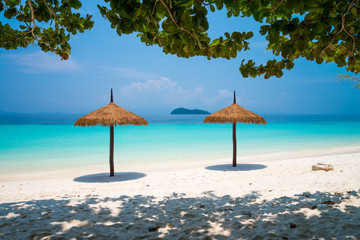 Beautiful tropical island white sand beach blue sky sunny day - Summer breeze holiday