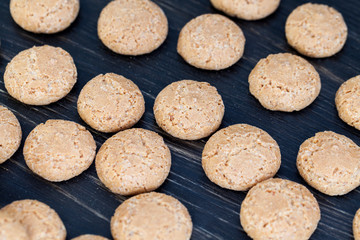 round biscuit