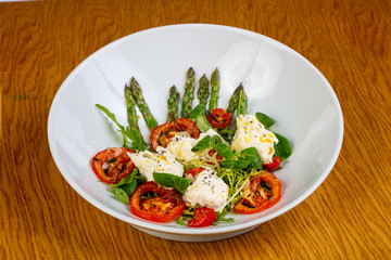 Salad with cheese and asparagus