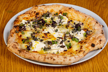 Pizza with mozzarella