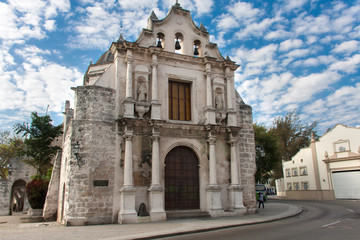 Fototapeta na wymiar Iglesia de San Francisco de Paula La Habana Cuba
