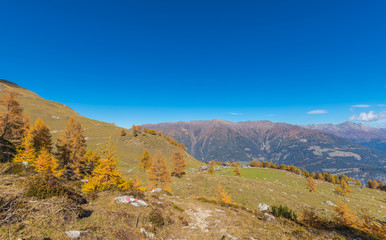Fototapeta na wymiar Colorful Autumn Mountain Landscape Panorama Views At Hochstadel In The Lienz Dolomites Between East Tyrol & Carinthia