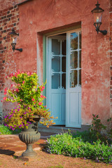 Obraz na płótnie Canvas Country house garden entrance