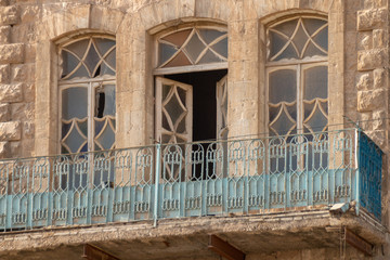 Blick auf einen Balkon in Amman, Jordanien