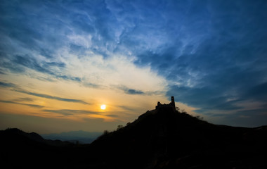 Naklejka premium The beautiful great wall of China during sunset