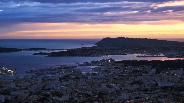 Toulon, Var, Paca, Provence, France . The town and the harbour from the Mont Faron.