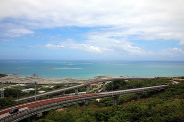 Fototapeta premium 海をのぞむ橋