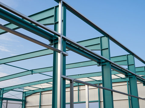 Metallbau - Stahlbau - Hallenbau - Konstruktion