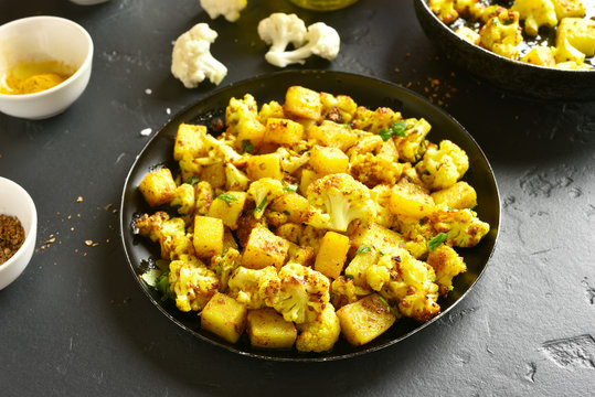 Indian style cauliflower with potatoes