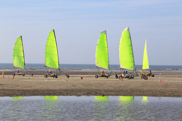 Sand yachting