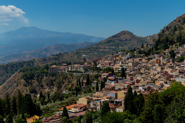 Obraz premium village of taormina in the mountains