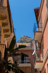 Fototapeta na wymiar old street in taormina