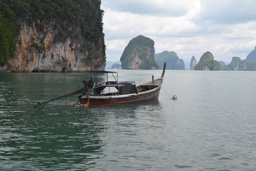Naklejka na ściany i meble Traditional fisherman boats in Thailand