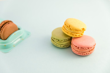 traditional french macaron