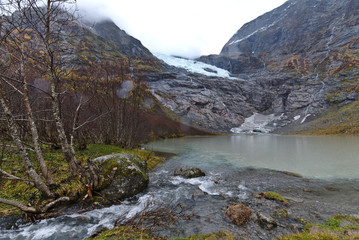 Fototapeta na wymiar Glacier lake Norway