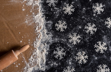 Floury black wooden table