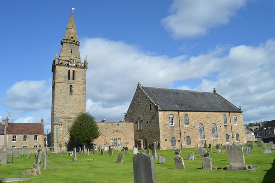 Cupar Old Parish Church, with early 15th century tower and spire of 1620