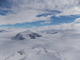 Flying over the antartic peninsula