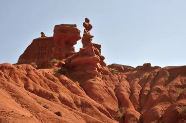 Tableaux ronds sur plexiglas Canyon Red pinnacles of sandstone rocks of Konorchek gorge,Kyrgyzian Grand Canyon,famous natural landmark and hiking place,Issyk-Kul lake region,Central Asia
