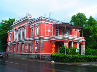 The red house