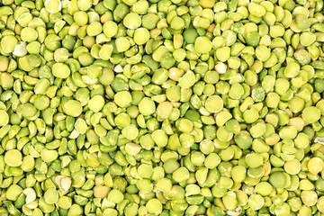 Dry green peas