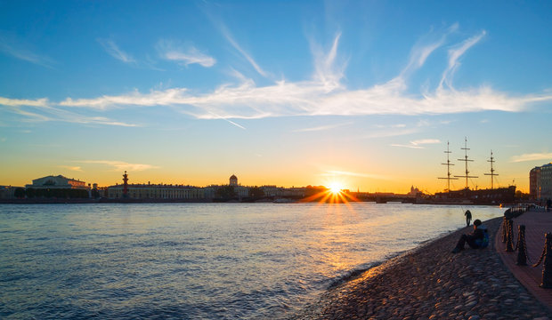 Sunset on the Neva river overlooking the spit of Vasilievsky island.