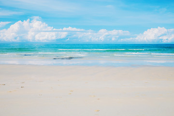 Fototapeta na wymiar White sand on beach.