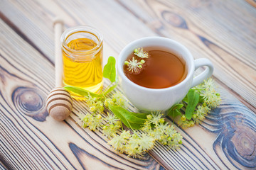 cup of linden tea and linden honey