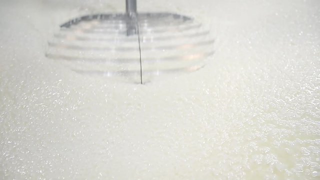 CASEIFICIO LAVORAZIONE PARMIGIANO REGGIANO