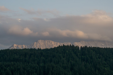 Mountain chain behind the forest