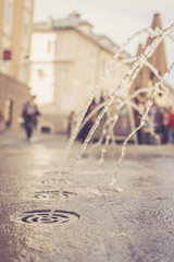 Wasserspiele in Fußgängerzone