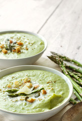 Creamy asparagus soup