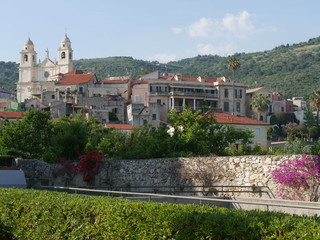 Borgio - panorama del borgo pittoresco 
