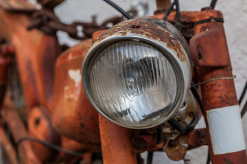 Fototapeta na wymiar old rusty motorcycle