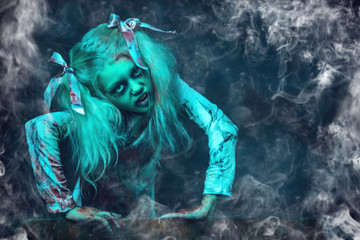 Fototapeta premium scary zombie girl