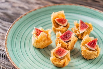 canape on Christmas table