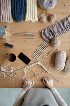 Table with knit stuff