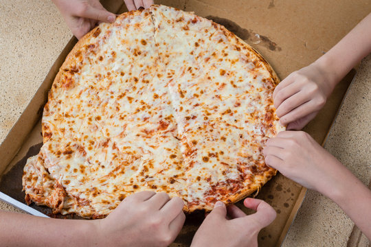 takeaway pizza in a box