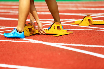 The sports meeting, the athletes began to sprint race