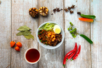 asian chilli noodle top down with spices