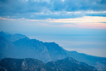 Fototapeta premium landscape in the mountains at dawn