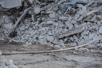 Schotterhaufen nach einem Gebäudeabriss